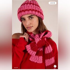 Brand New Free People Chunky Knit Pink and Red Scarf and Hat Set